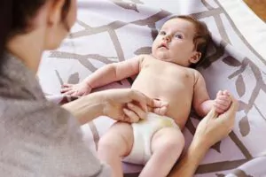 أسباب الإنتفاخ عند الأطفال وأفضل طريقة لعلاجه