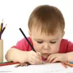 كيفية تعليم طفلك الكتابة