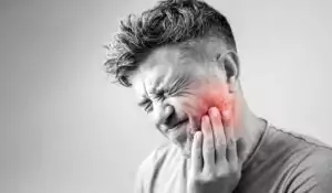 تسوس الأسنان السبب والعلاج