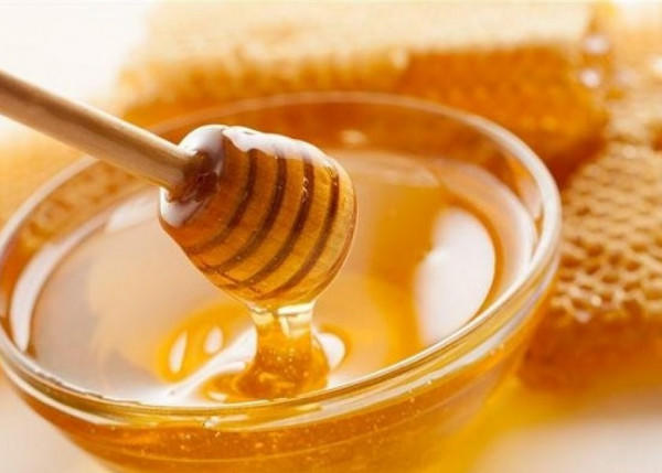 9 اختبارات منزلية تكشف الفرق بين العسل الطبيعي والمغشوش‎