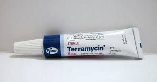 فوائد وأضرار مرهم تيراميسين terramycin للعين والجلد والفرق بينهما والسعر والبديل‎